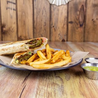 Falafel meal
